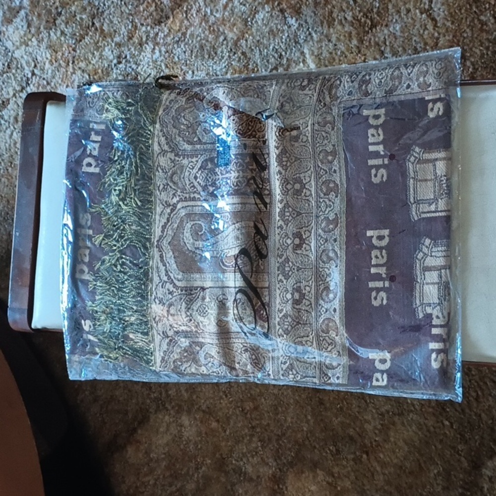 Paris Themed Brown Scarf - Picture 2 of 3